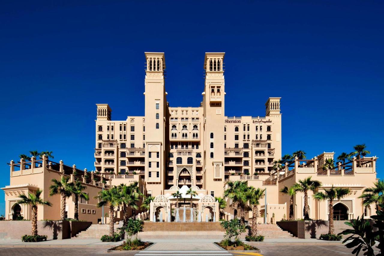 Sheraton Sharjah Beach Resort And Spa Exterior photo